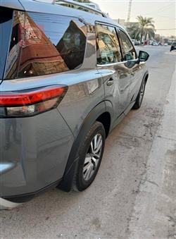 نیسان پاسفایندەر